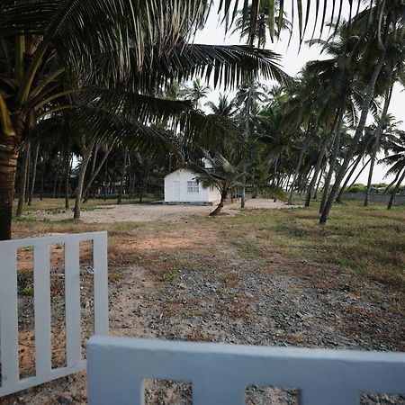 Gb Beach House Udupi Eksteriør billede